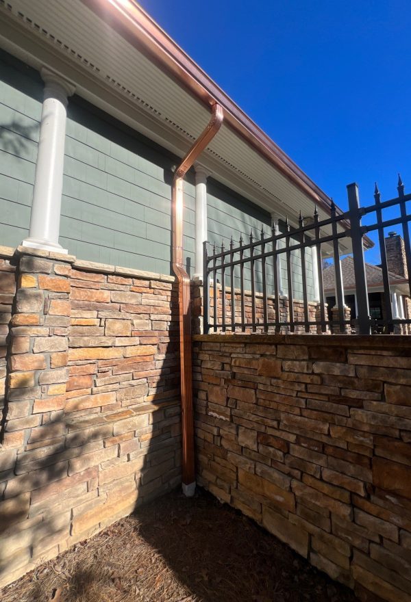 Gutter Installation & Holiday Lighting